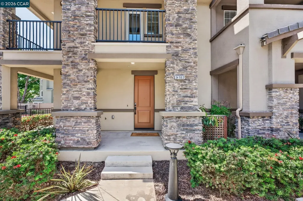 24552 Autumn Mist Way Hayward CA 94544