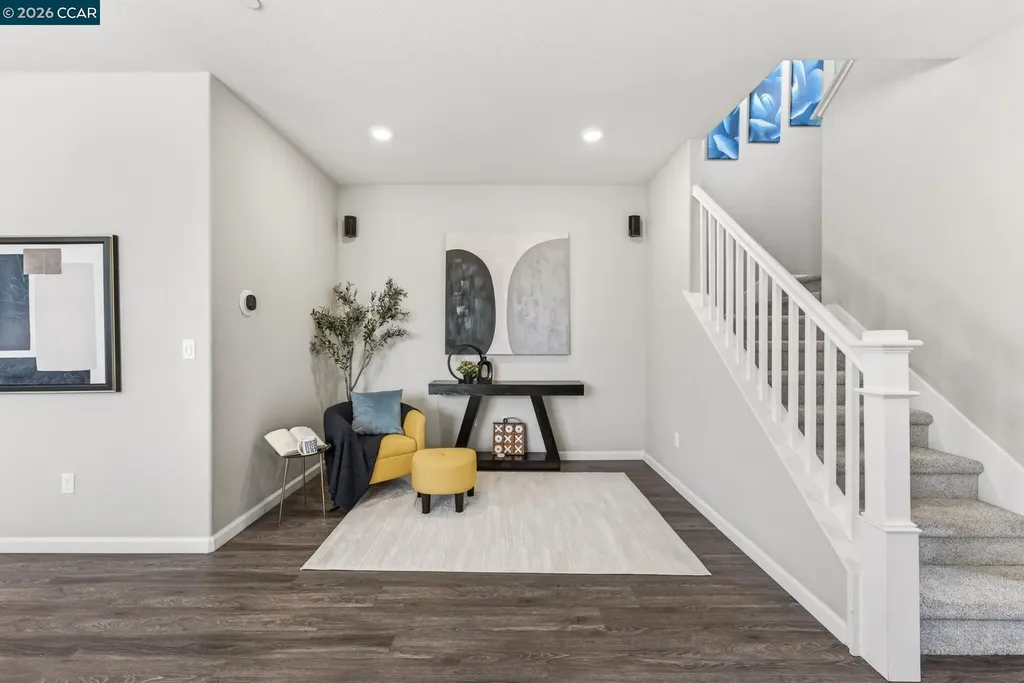 24552 Autumn Mist Way Hayward CA 94544