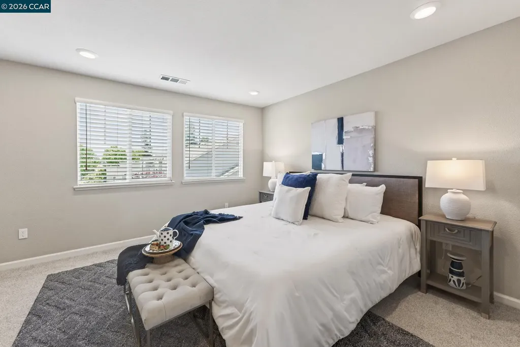 24552 Autumn Mist Way Hayward CA 94544