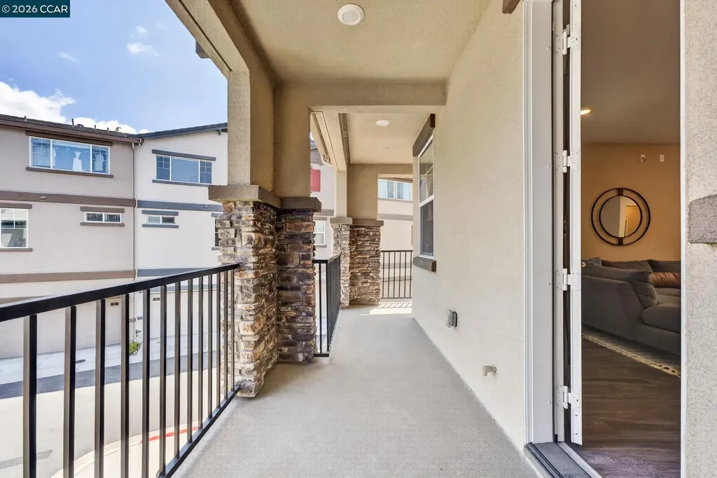 24552 Autumn Mist Way Hayward CA 94544