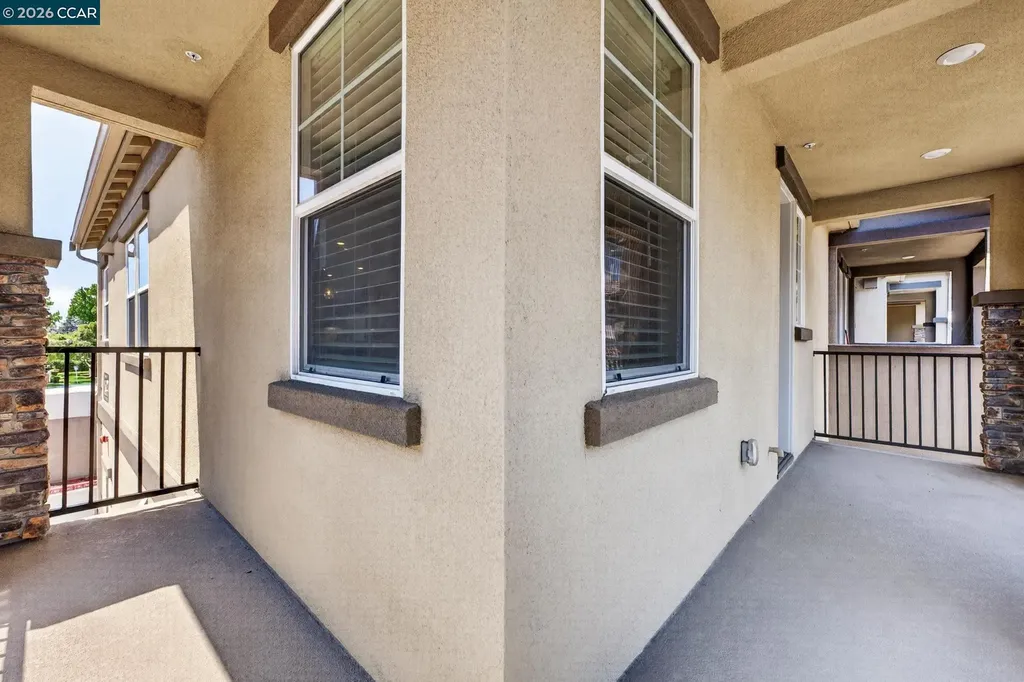 24552 Autumn Mist Way Hayward CA 94544