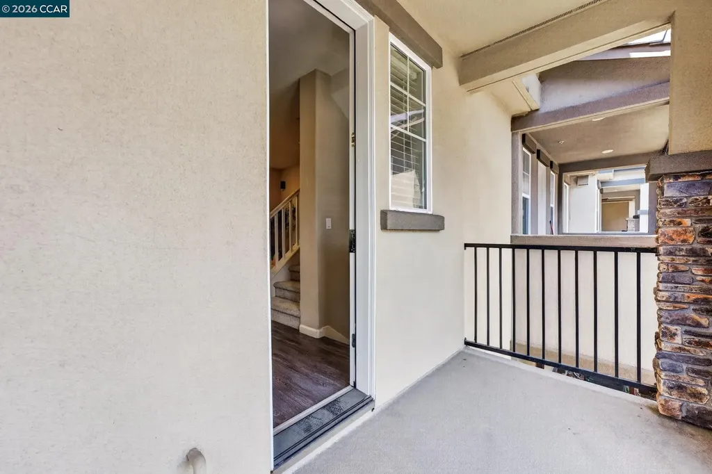 24552 Autumn Mist Way Hayward CA 94544