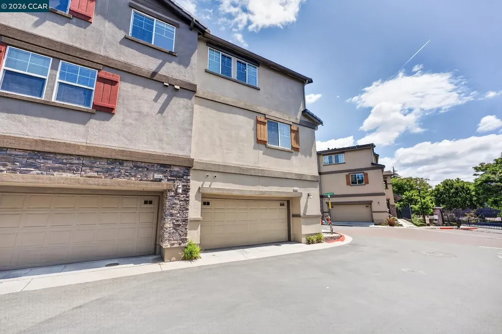 24552 Autumn Mist Way Hayward CA 94544