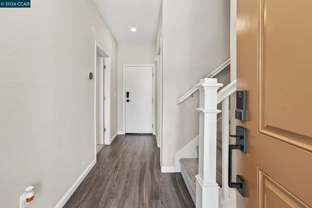 24552 Autumn Mist Way Hayward CA 94544