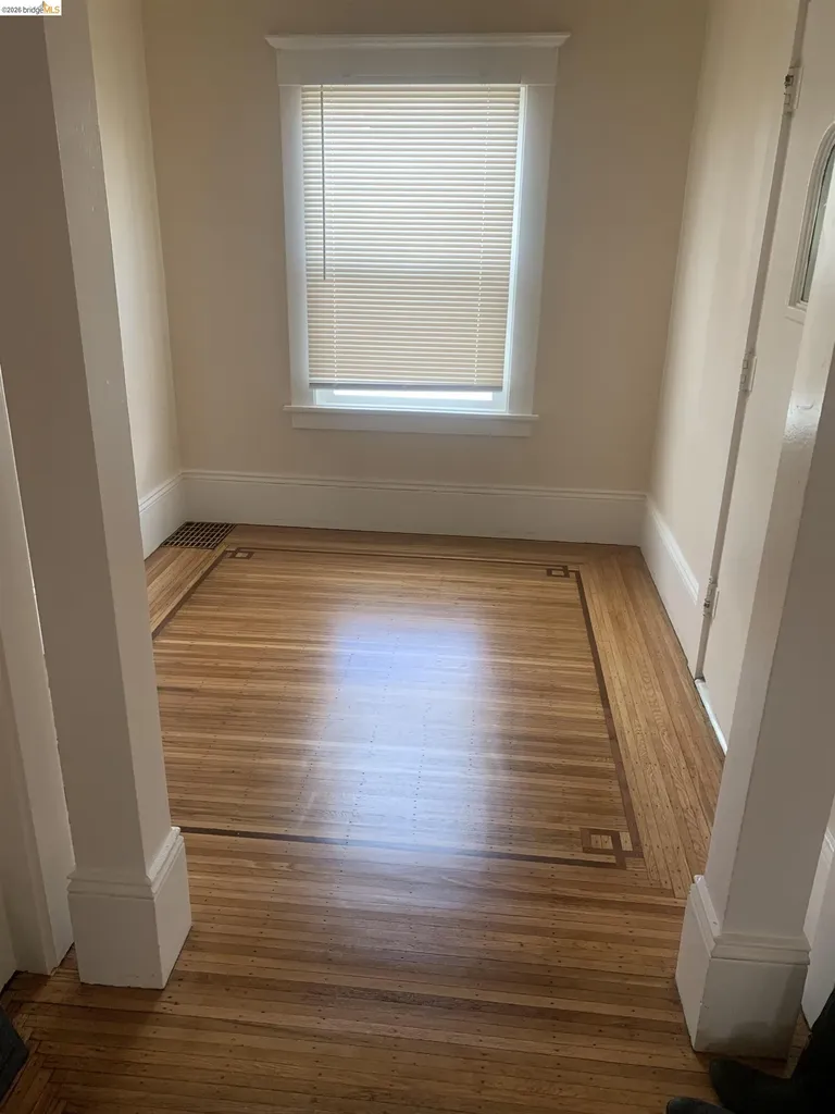 1028 61st Street Oakland CA 94608