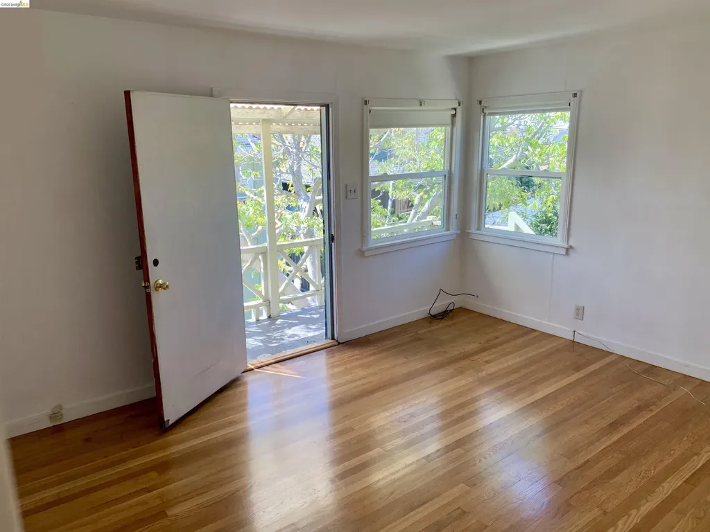 1028 61st Street Oakland CA 94608