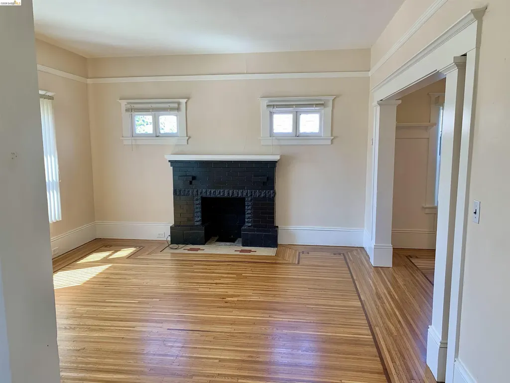 1028 61st Street Oakland CA 94608