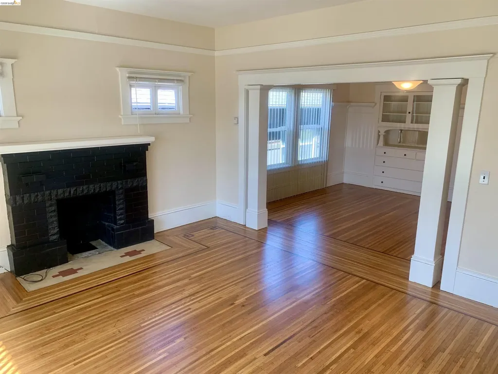 1028 61st Street Oakland CA 94608