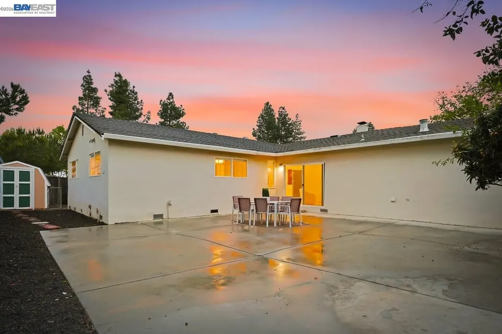6235 Roslin Court Pleasanton CA 94588