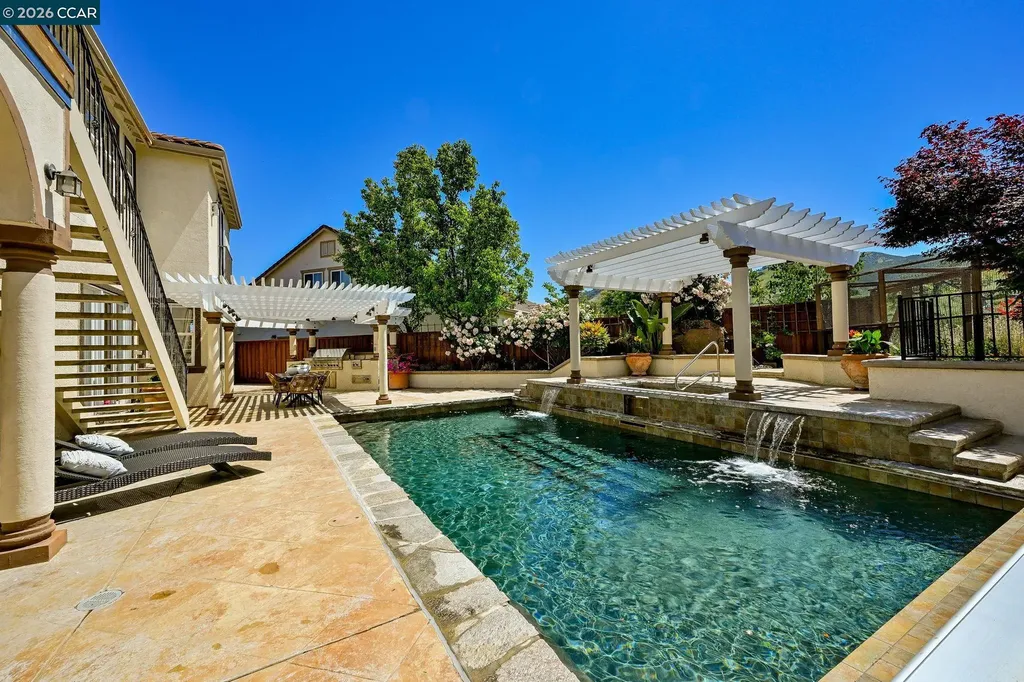 950 Maplegate Court Concord CA 94521