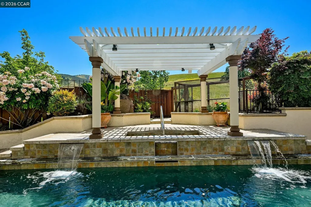 950 Maplegate Court Concord CA 94521