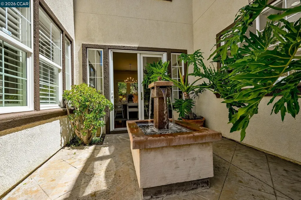 950 Maplegate Court Concord CA 94521