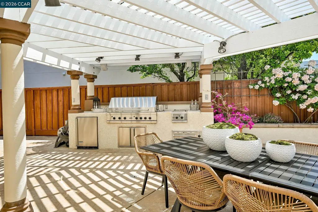 950 Maplegate Court Concord CA 94521