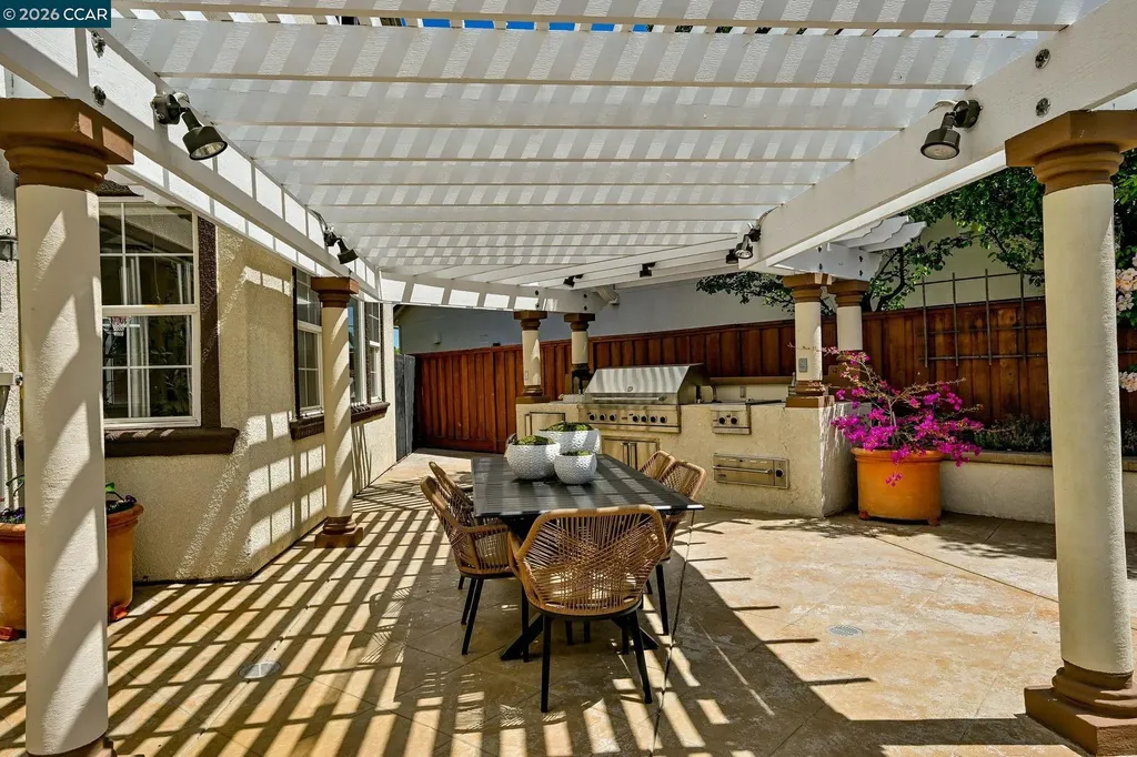 950 Maplegate Court Concord CA 94521
