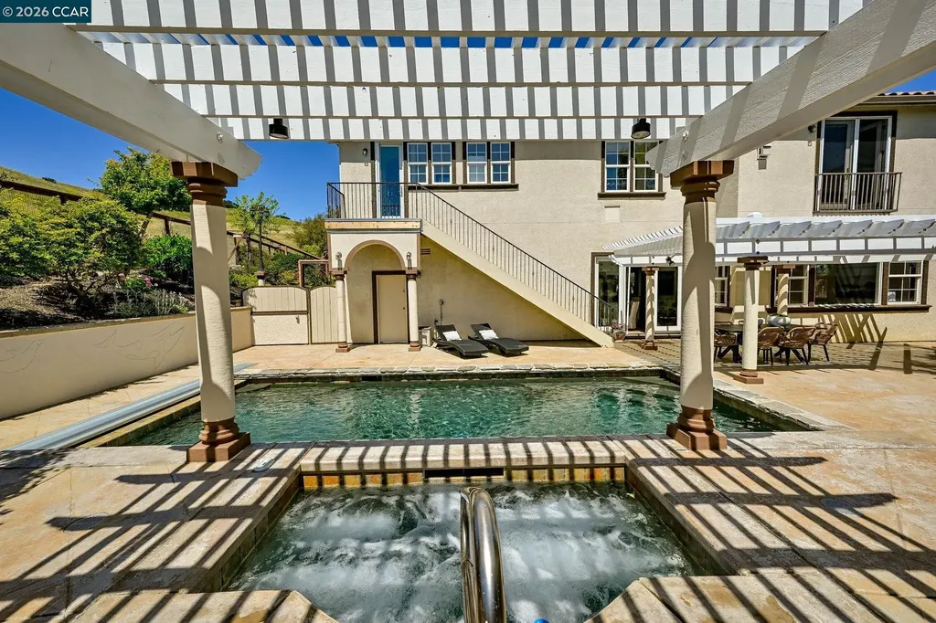 950 Maplegate Court Concord CA 94521