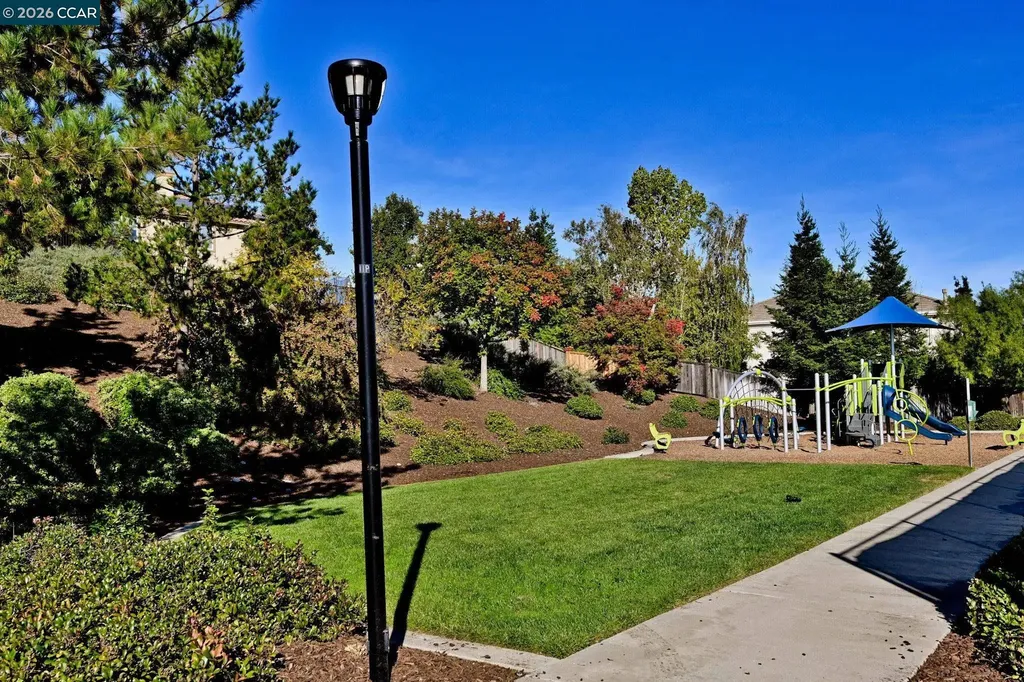 950 Maplegate Court Concord CA 94521