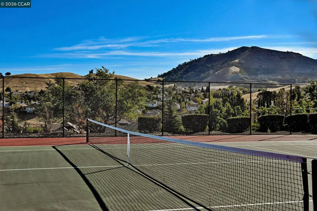 950 Maplegate Court Concord CA 94521