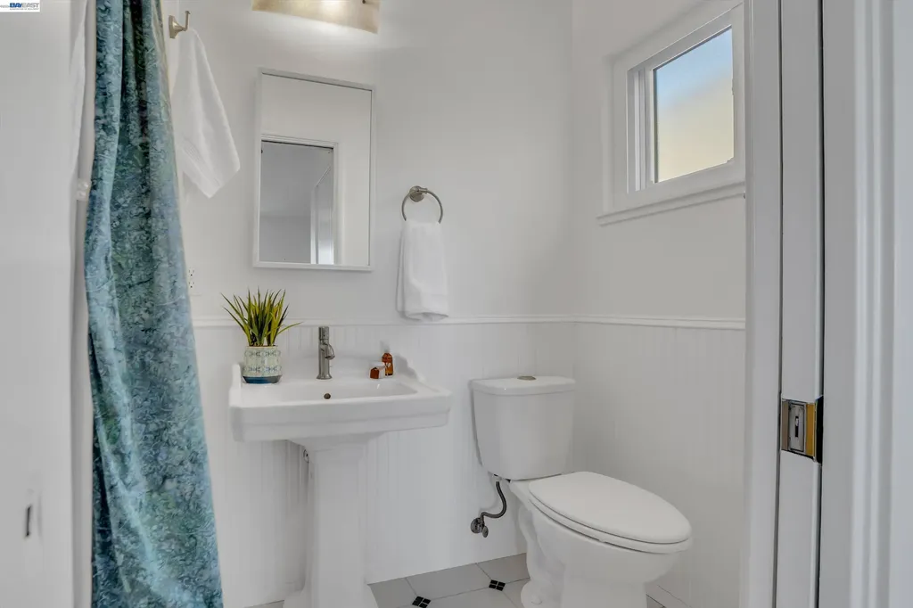 18419 Clifton Way Castro Valley CA 94546