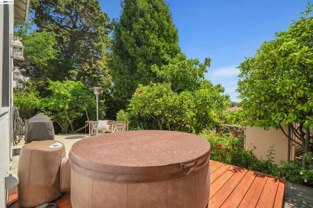 18419 Clifton Way Castro Valley CA 94546
