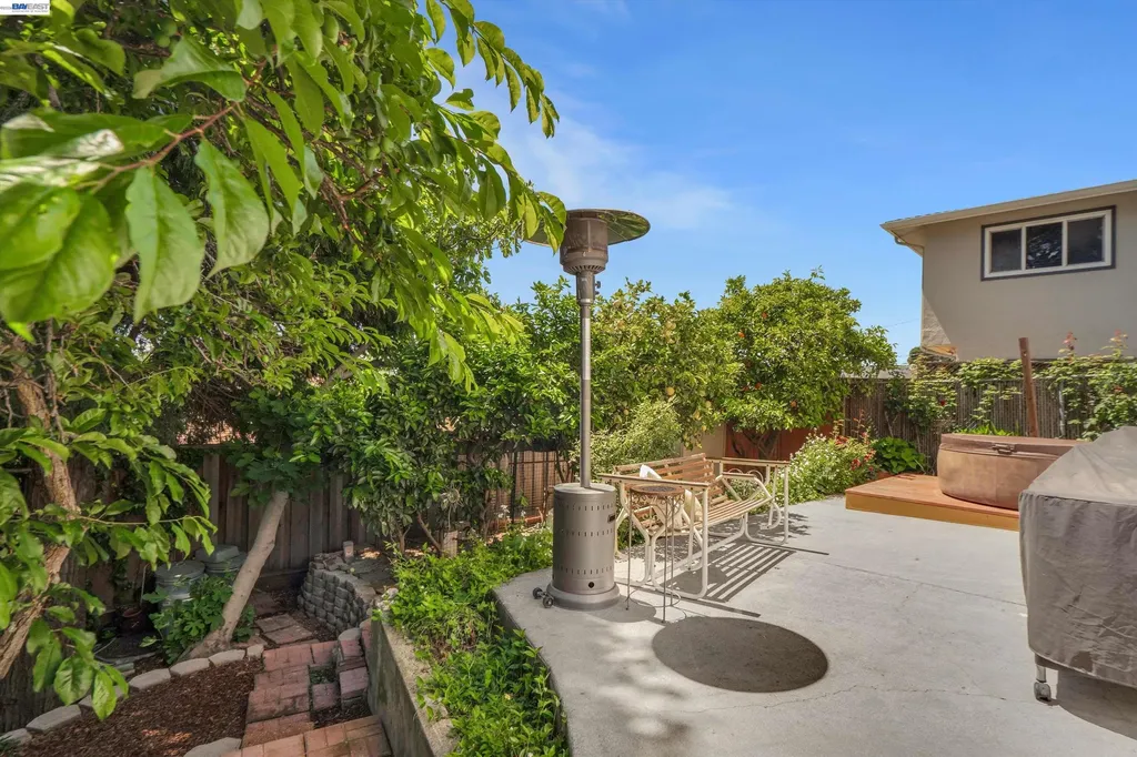 18419 Clifton Way Castro Valley CA 94546
