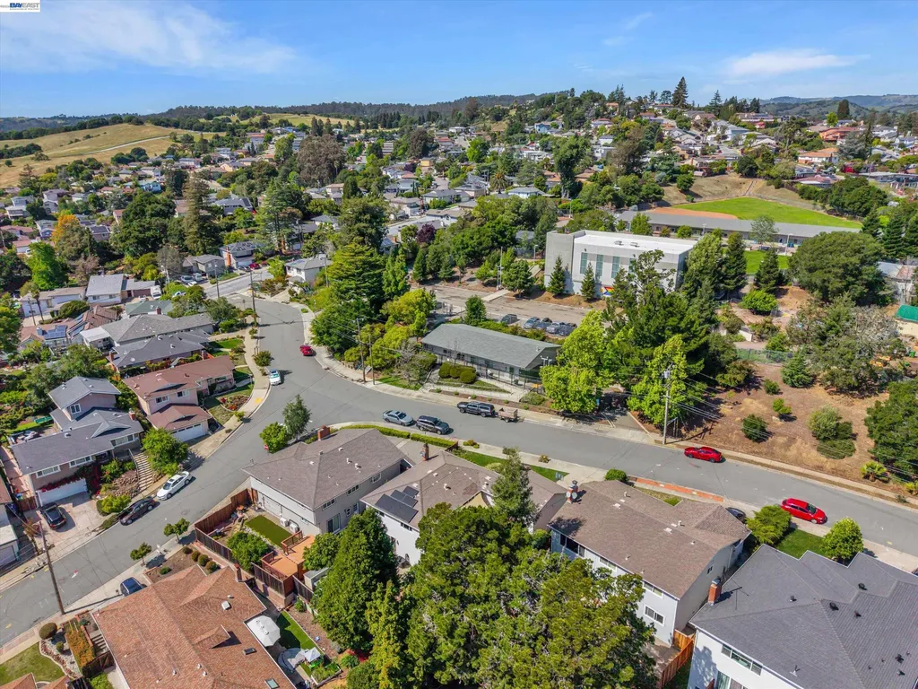 18419 Clifton Way Castro Valley CA 94546