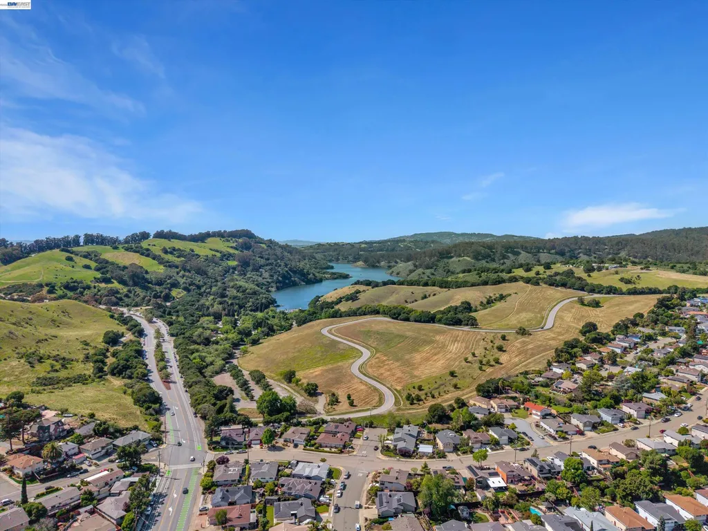 18419 Clifton Way Castro Valley CA 94546