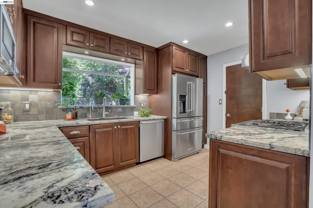 18419 Clifton Way Castro Valley CA 94546