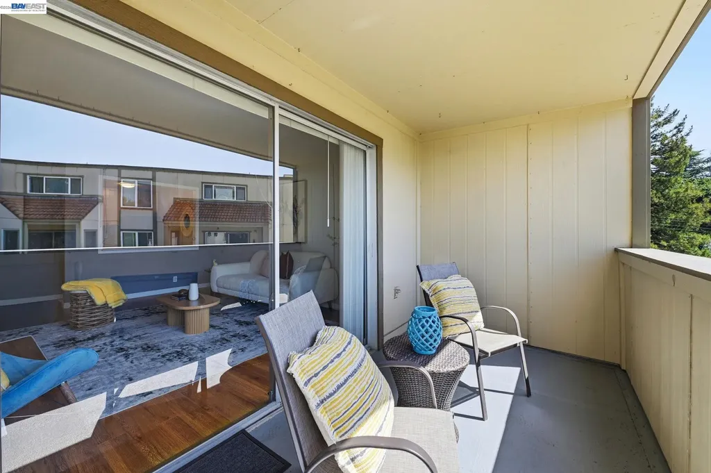 1510 E St # 23 Hayward CA 94541