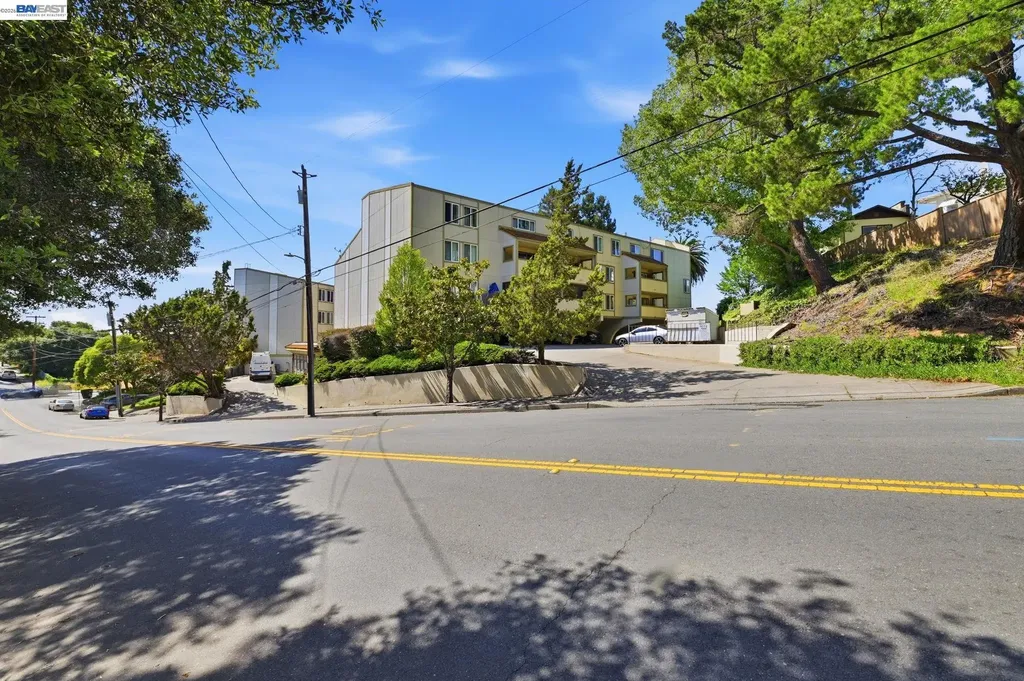 1510 E St # 23 Hayward CA 94541