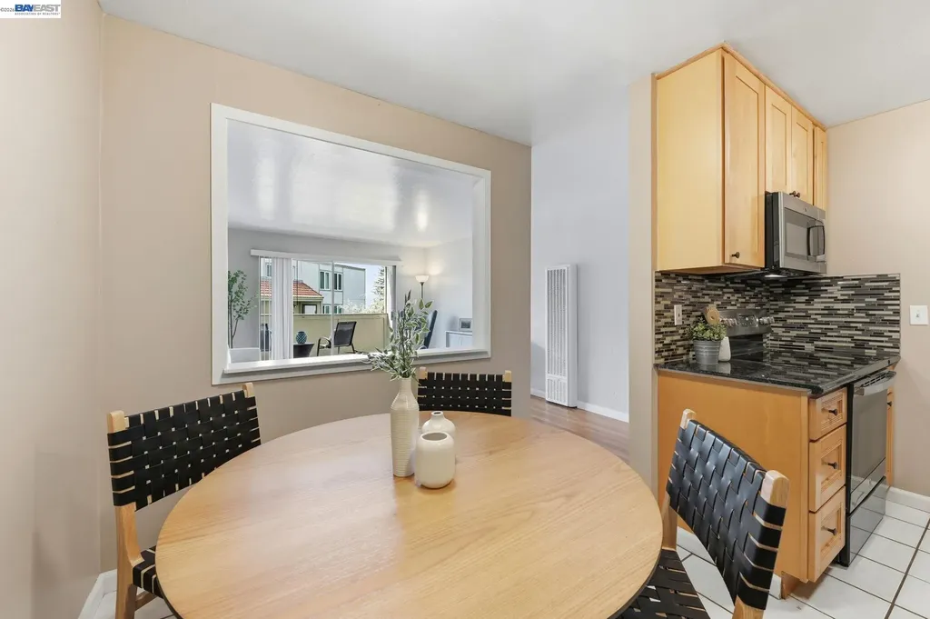1510 E St # 23 Hayward CA 94541