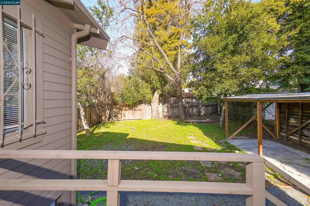 2596 Macarthur Boulevard Oakland CA 94602