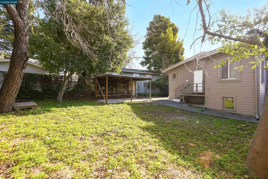 2596 Macarthur Boulevard Oakland CA 94602