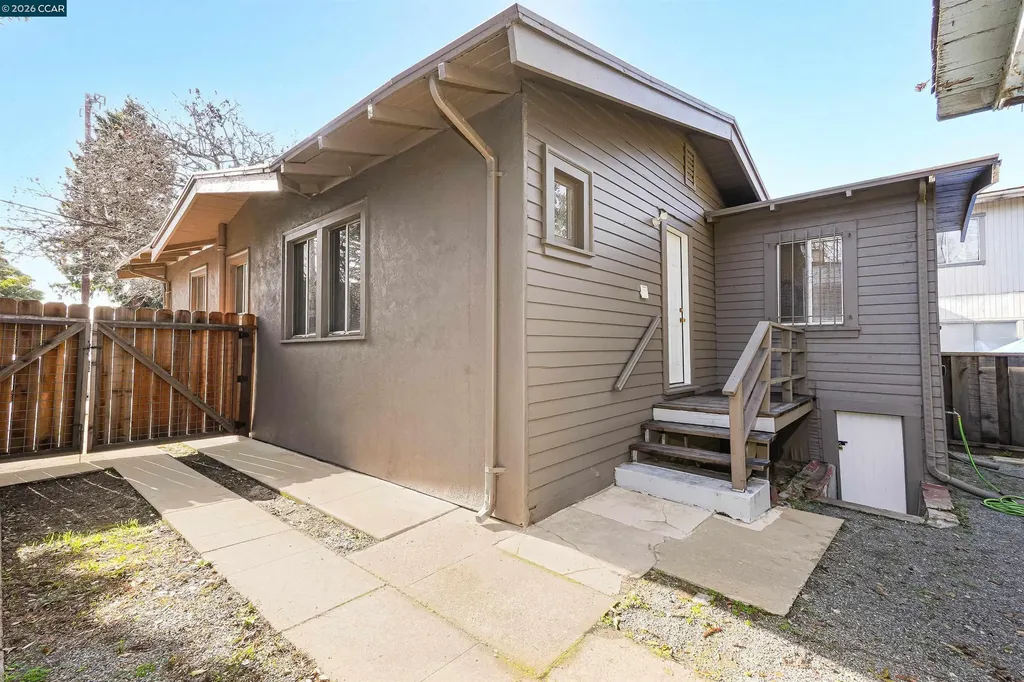 2596 Macarthur Boulevard Oakland CA 94602