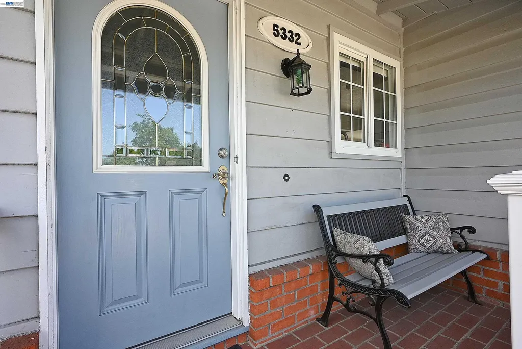 5332 Selma Avenue Fremont CA 94536
