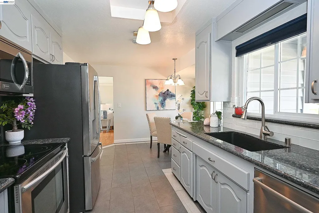 5332 Selma Avenue Fremont CA 94536