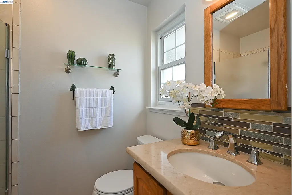 5332 Selma Avenue Fremont CA 94536