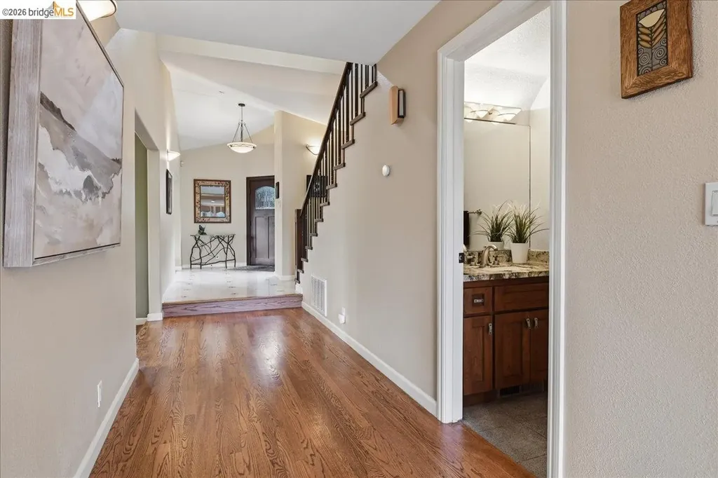 18100 De Souza Place Castro Valley CA 94546