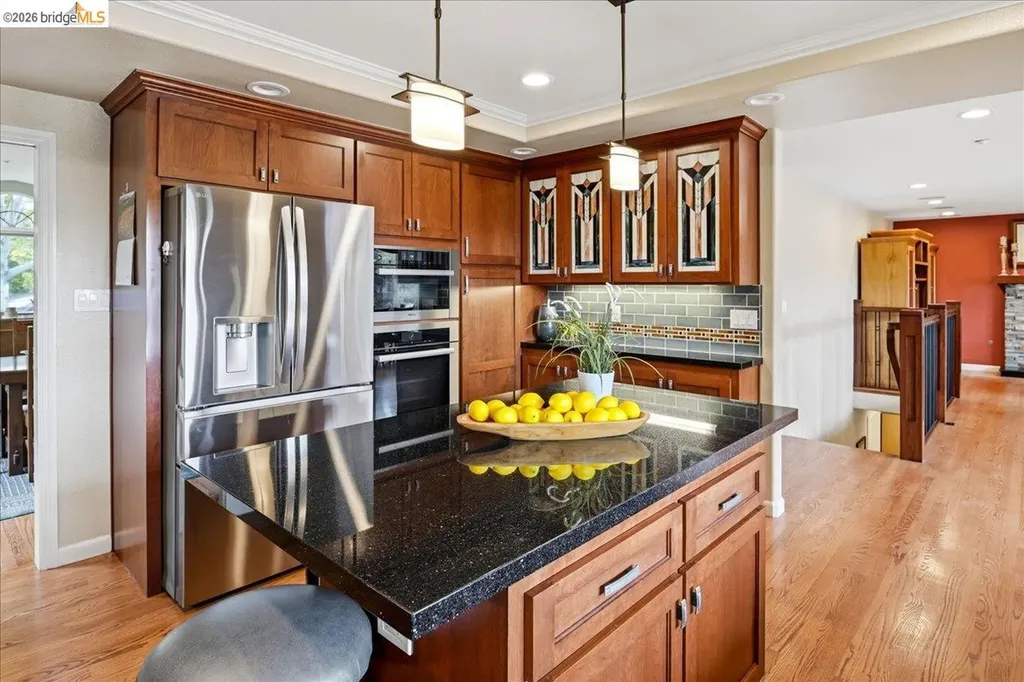 18100 De Souza Place Castro Valley CA 94546