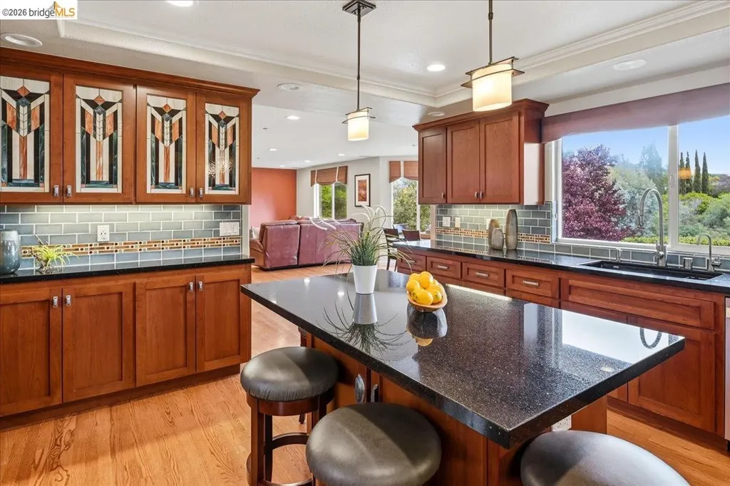 18100 De Souza Place Castro Valley CA 94546