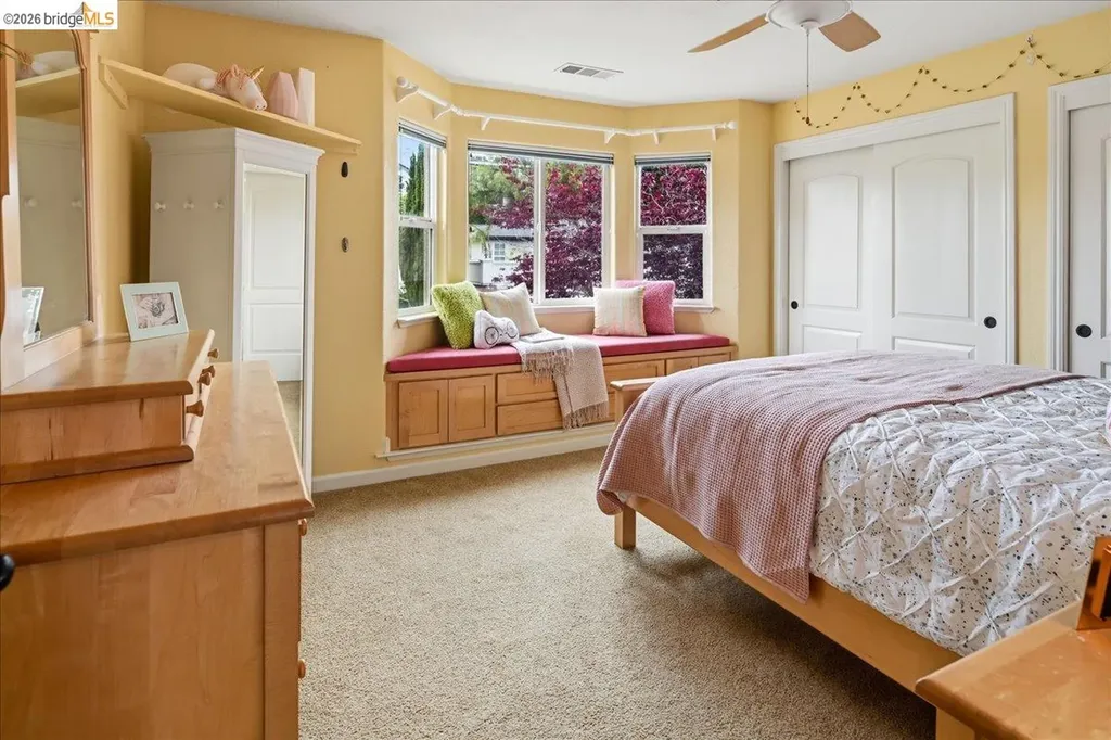 18100 De Souza Place Castro Valley CA 94546