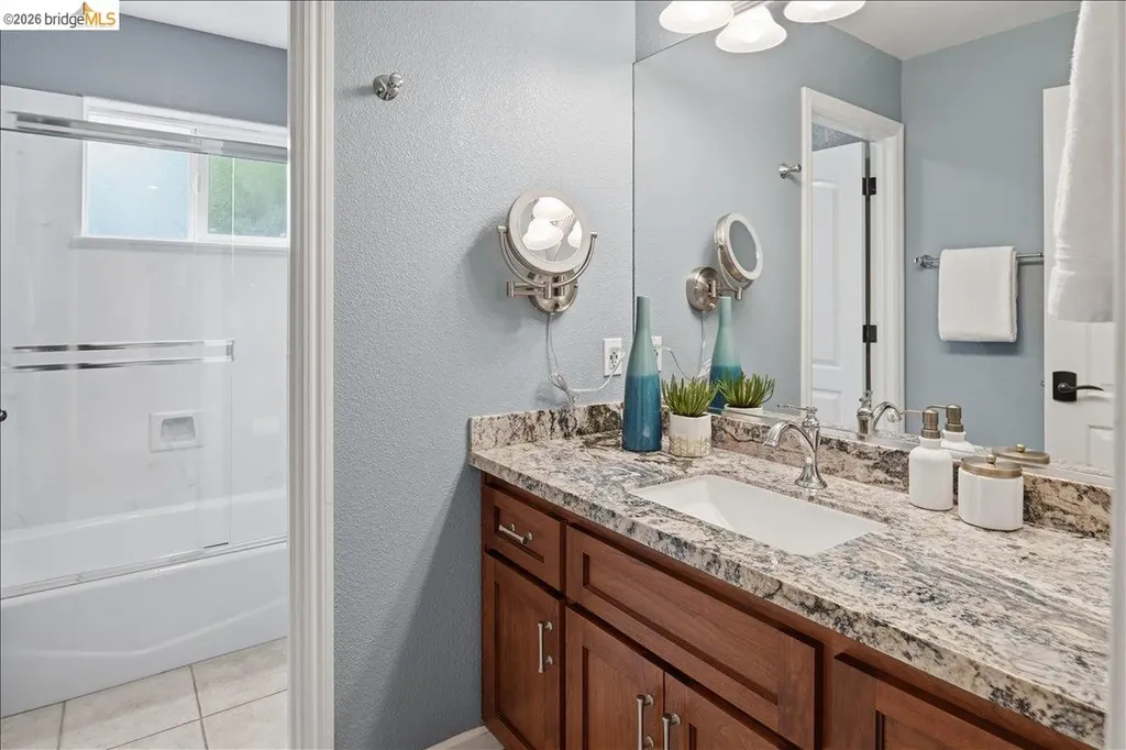 18100 De Souza Place Castro Valley CA 94546