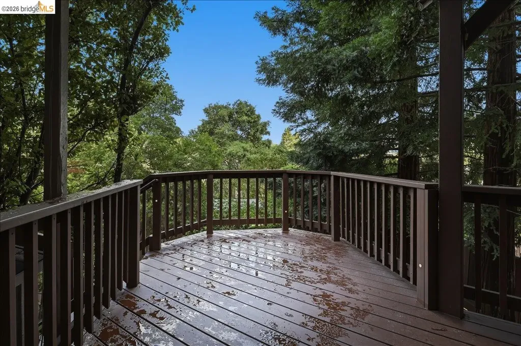 18100 De Souza Place Castro Valley CA 94546