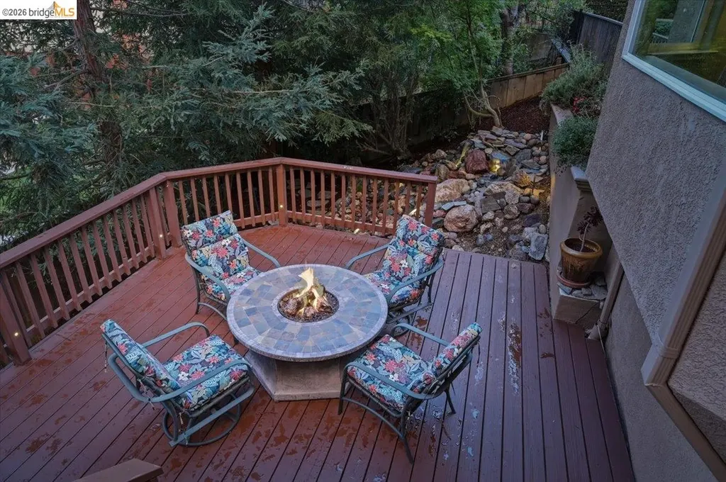 18100 De Souza Place Castro Valley CA 94546