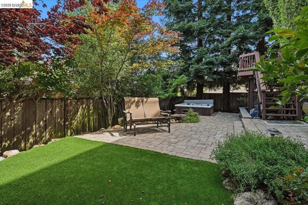 18100 De Souza Place Castro Valley CA 94546