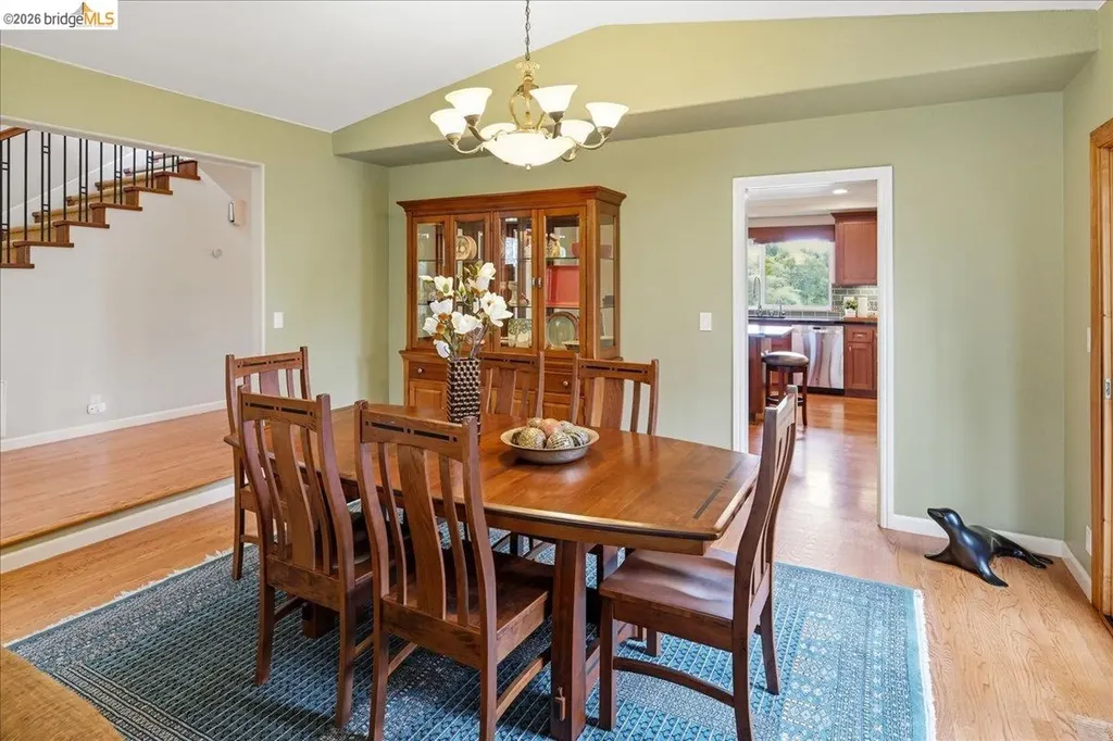 18100 De Souza Place Castro Valley CA 94546