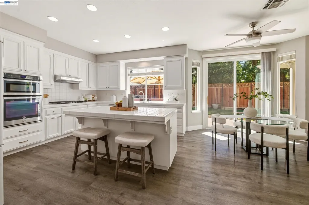 2057 Calle Ricardo Pleasanton CA 94566