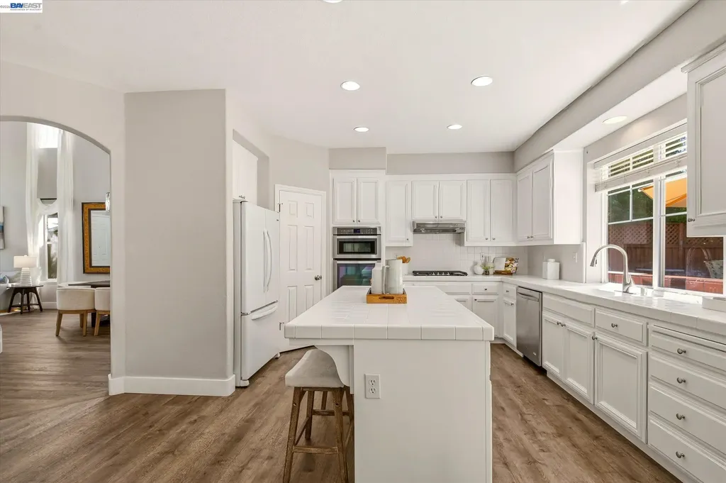2057 Calle Ricardo Pleasanton CA 94566