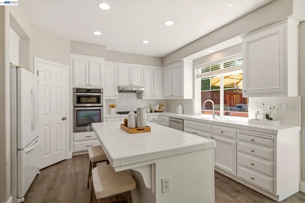 2057 Calle Ricardo Pleasanton CA 94566