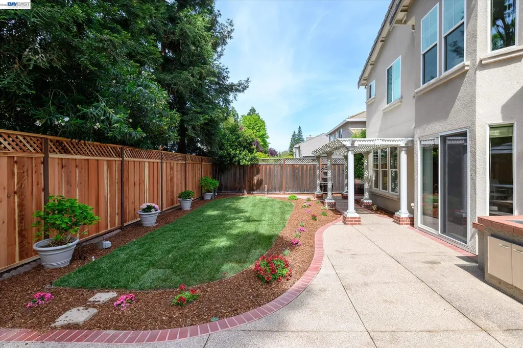 2057 Calle Ricardo Pleasanton CA 94566