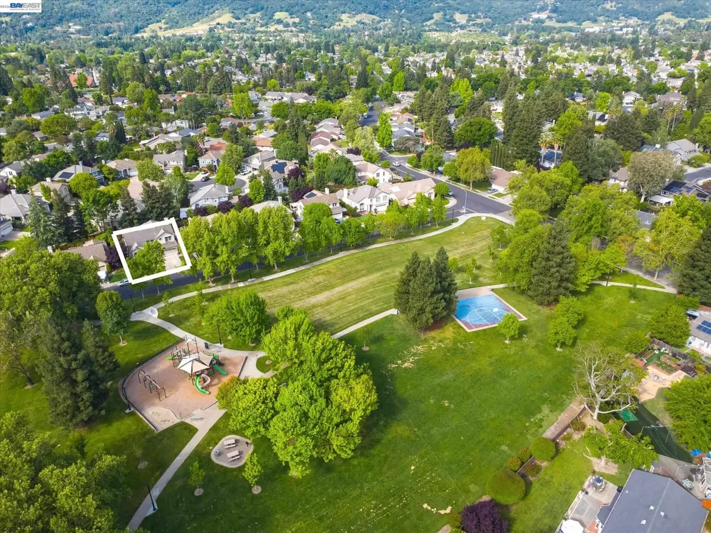 2057 Calle Ricardo Pleasanton CA 94566